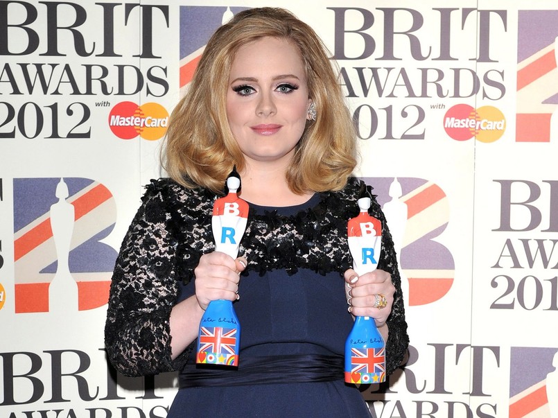 Brit Awards – zwycięzcy i gwiazdy na prestiżowej gali w Londynie