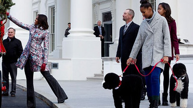 Obamówny wkrótce będą samodzielne, a prezydent Barack Obama na pocieszenie kupił sobie… szczeniaka