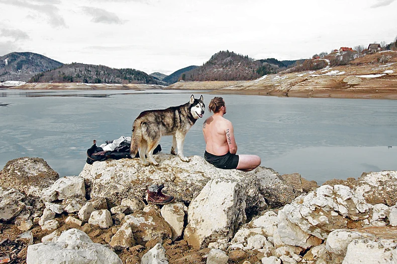 Boris obožava da posećuje jezero