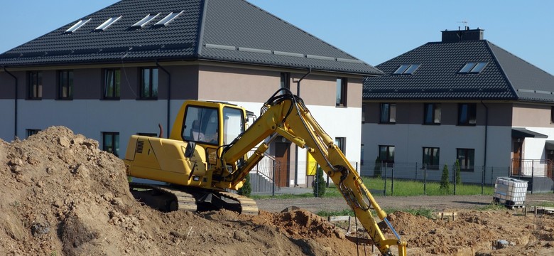 Właściciele działek walczą z czasem. Polacy chcą zdążyć przed reformą planistyczną
