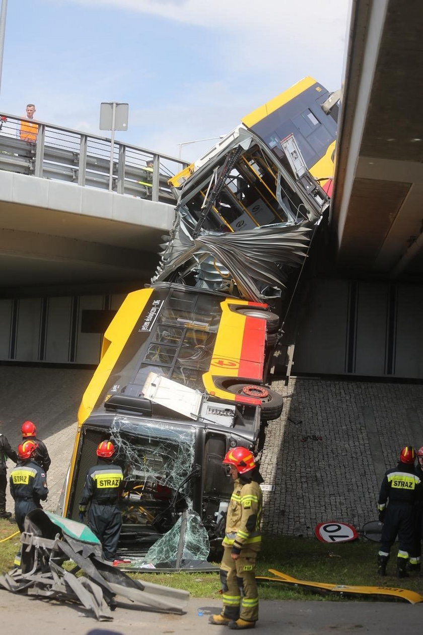 Kierowca, który spowodował katastrofę autobusu, wyszedł z aresztu