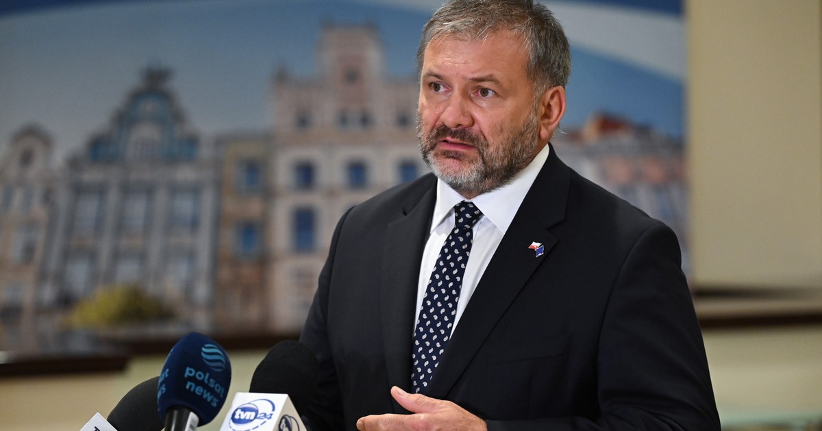 Plots, real property  and summertime  houses. This is what Minister Żurek's assets look like