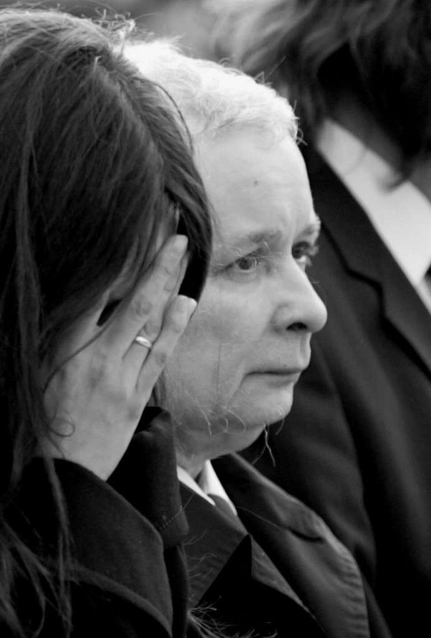 Smoleńsk - politycy i ludzie w żałobie