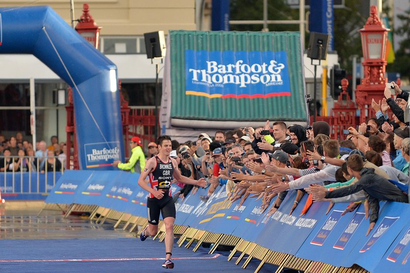 Jonathan Brownlee miał wypadek podczas triathlonu w Yokohamie. Potem..