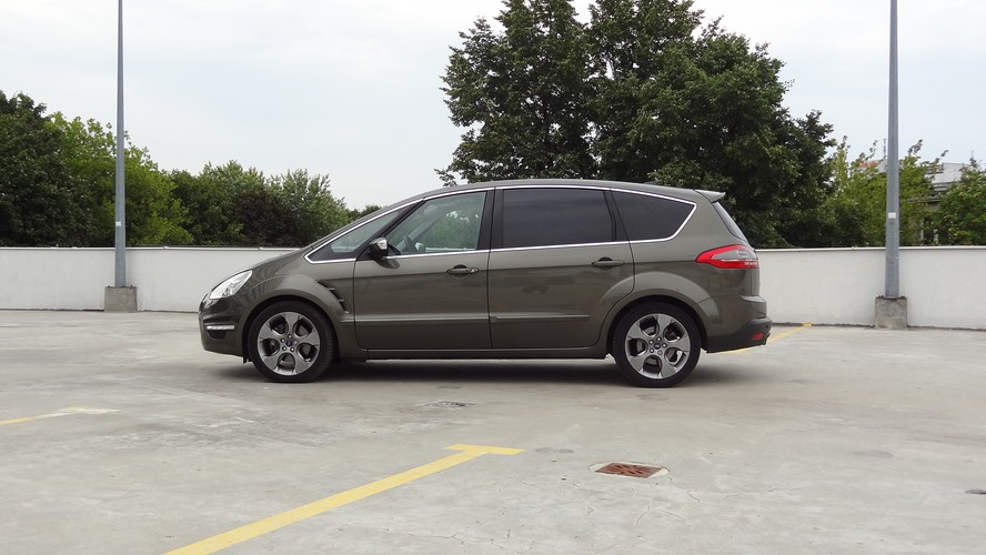 Ford s-max -   na liście 12 najbardziej awaryjnych aut w klasie średniej wg ADAC