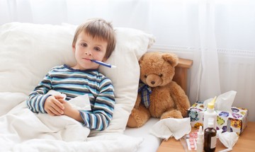 Bedurvultak a vírusok: egyre több gyerek kapja el az influenzát