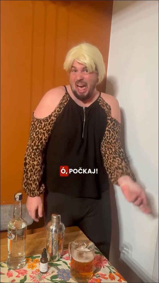 Zabávač Fero Joke, vlastným menom František Košarišťan. 