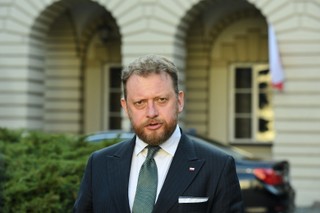 Szumowski: Do pięciu osób może uczestniczyć m.in. w mszach świętych i pogrzebach