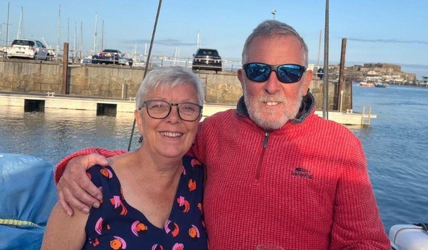 Džejn i Alan Kelvi imali su bliski susret sa ruskim ratnim brodom u Lamanšu | Foto: Jane i Alan Kelvey