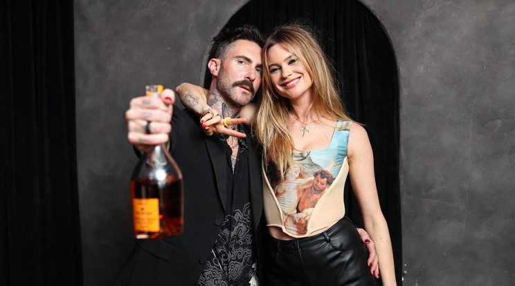 Adam Levine és felesége, az egykori Victoria Secret modell, Behati Prinsloo közösen alkották meg a Calirosát Fotó: Profimedia