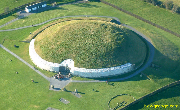 Neolityczny kompleks Newgrange, Irlandia
