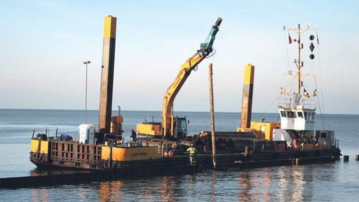 12 października spółka Moebius Bau Polska zgłosiła zakończenie odbudowy i rozbudowy umocnień brzegowych na 3- kilometrowym odcinku kołobrzeskiej plaży.