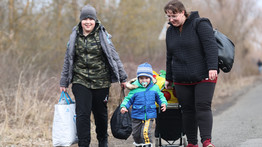 Megható történet: így segített egy magyar férfi az ukrán határnál átkelő háromgyermekes családon 