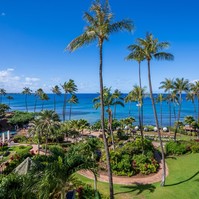 Pusztító tűz rombolja Hawaiit