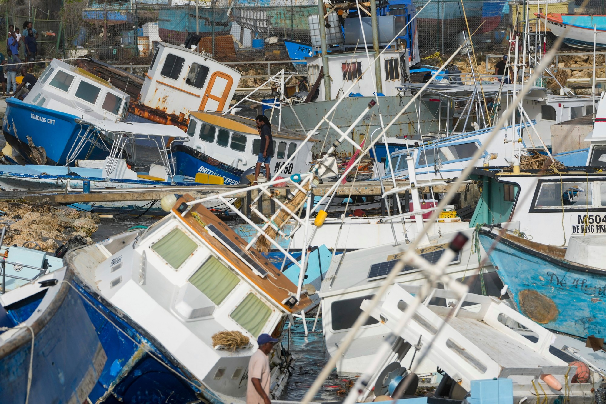 Hurikán Beryl napáchal škody na ostrove Barbados.