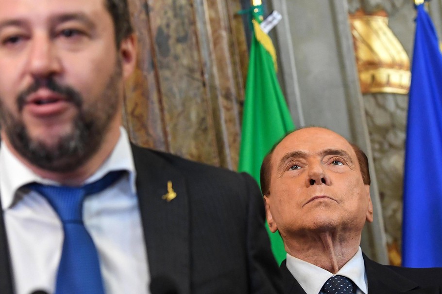 Matteo Salvini, lider Ligi, i stojący na czele Forza Italia były premier Silvio Berlusconi