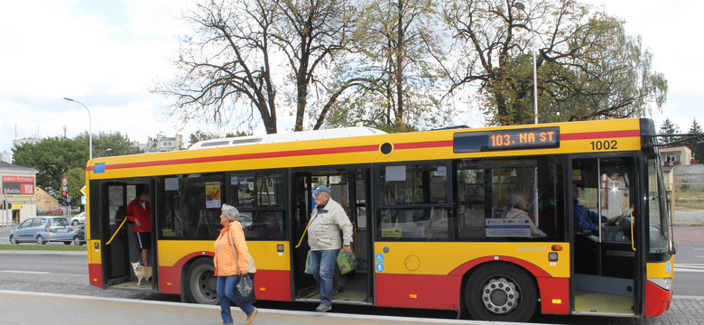 Spore zmiany w komunikacji miejskiej w Kielcach na Wszystkich Świętych