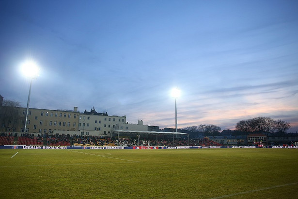 Ekstraklasa trafi pod strzechy. Mieszkańcy Chojnic, Grudziądza i Suwałk już wkrótce mogą gościć Legię