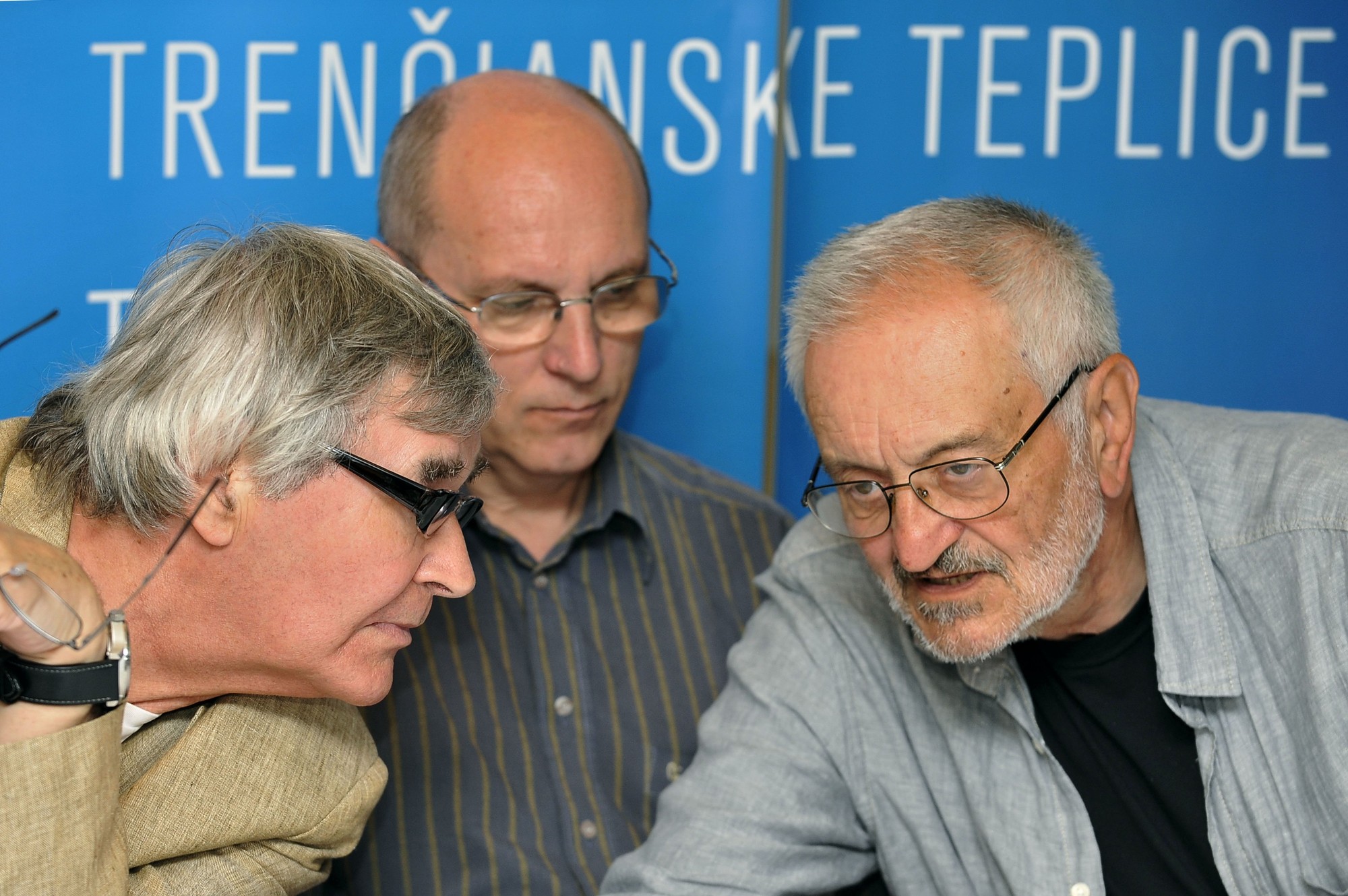 Zľava Peter Hledík, Pavol Danišovič a Milan Lasica.