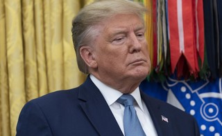 Trump pod coraz większą presją demokratów