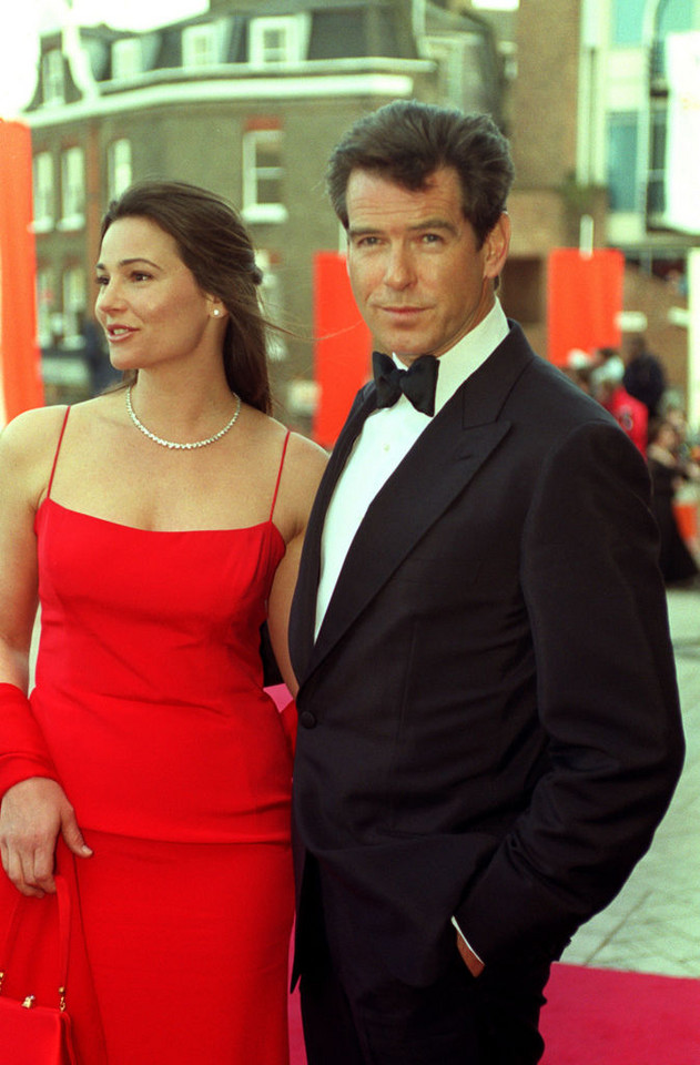 Pierce Brosnan Keely Shaye Smith (1999)