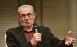 Prof. Modzelewski przypomina notatkę majora SB do Kiszczaka o fałszywych dokumentach na Wałęsę