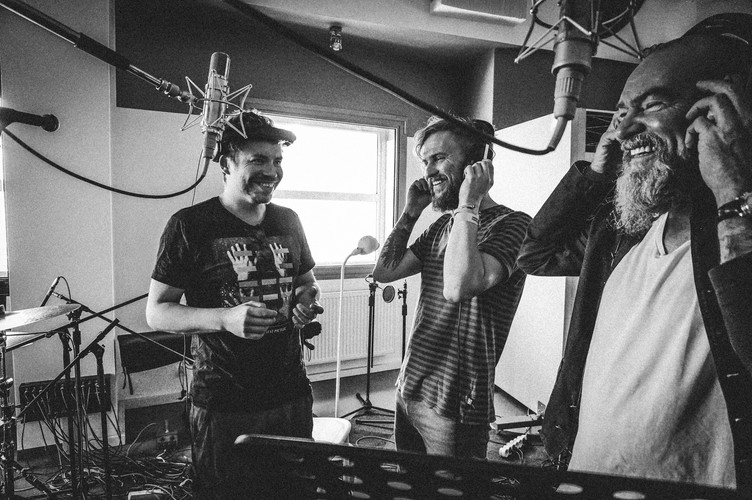 Twórcy albumu 'Placówka '44'