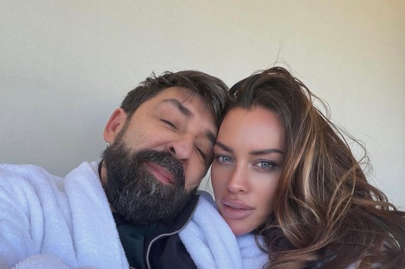 (FOTO) PREDIVAN PRIZOR U DOMU OGNJENA AMIDŽIĆA Mina podelila sliku iz stana, sin i ćerka uživaju: "Svaki dan rođendan"