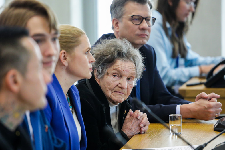 Barbara Nowacka, Wanda Traczyk-Stawska