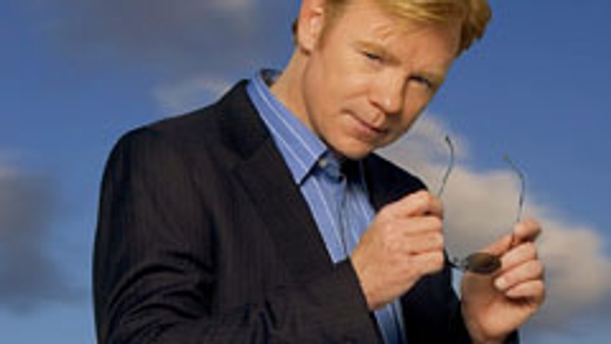 Stacja CBS ogłosiła niezwykły konkurs. Każdy może teraz wcielić się w Horatio Caine'a - szefa grupy analityków i detektywów z serialu "CSI: Miami" i wygrać 5 tysięcy dolarów.