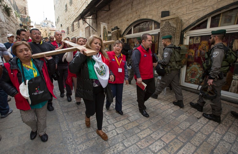 Pielgrzymi z Meksyku w Jerozolimie