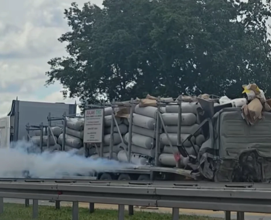 Curenje gasa na auto-putu kod Stare Pazove