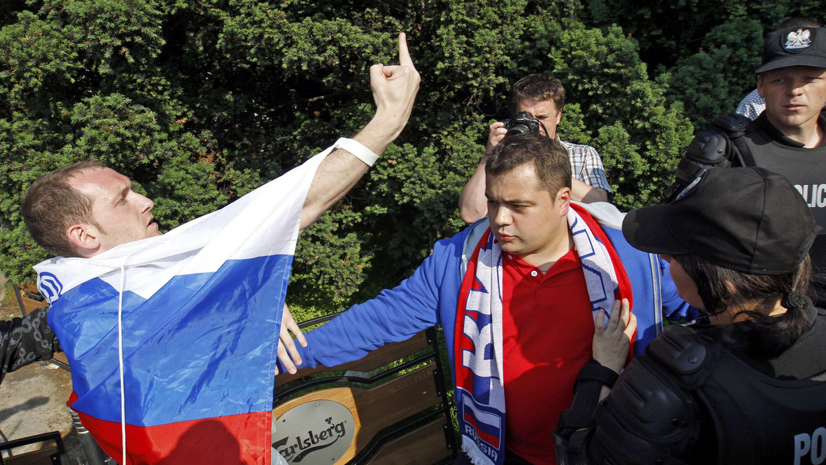 Rosja zapowiedziała zmianę prawa, by uniknąć problemów z własnymi fanami w piłkarskich mistrzostwach świata 2018. Pseudokibice, którzy na mecze przychodzą jedynie po to, by rozrabiać, będą karani nawet rocznym zakazem stadionowym i mandatami.