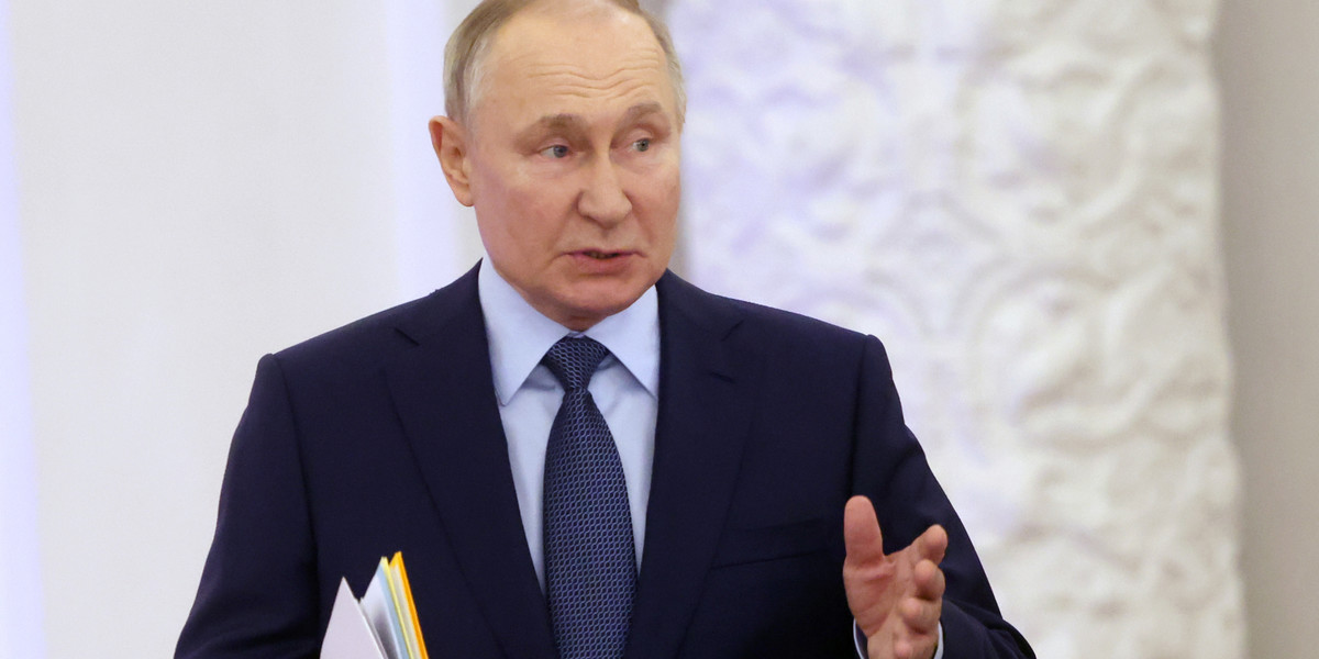 Prezydent Rosji Władimir Putin podczas Rady Państwa w Pałacu Wielkiego Kremla, 27 grudnia 2023 r. w Moskwie.