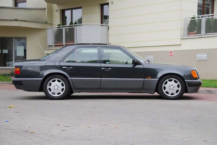 Mercedes 500E: gwiazda wśród gwiazd