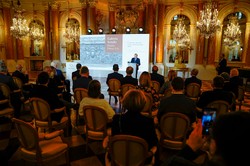 Z magazynów do Internetu. Powstała wirtualna Galeria Sztuki Banku Pekao