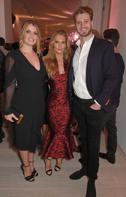 Kitty Spencer, Victoria Aitken i Louis Spencer w 2017 r.