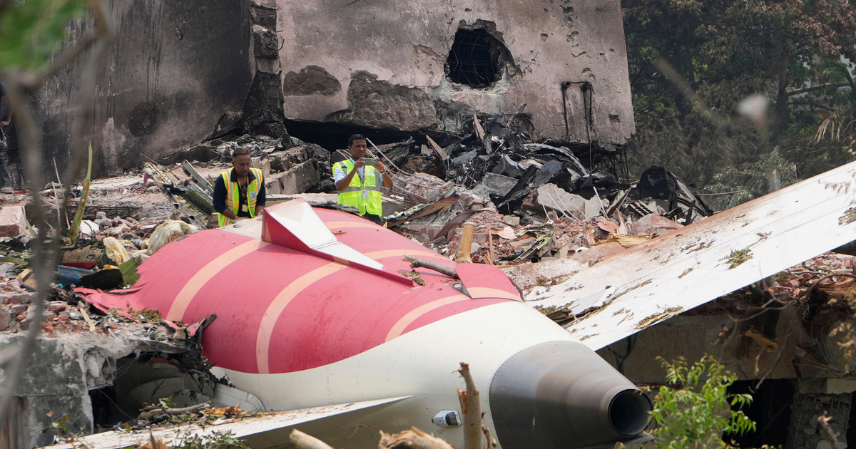Air-India-crash-Fuel-mysteriously-cut-off-before-disaster