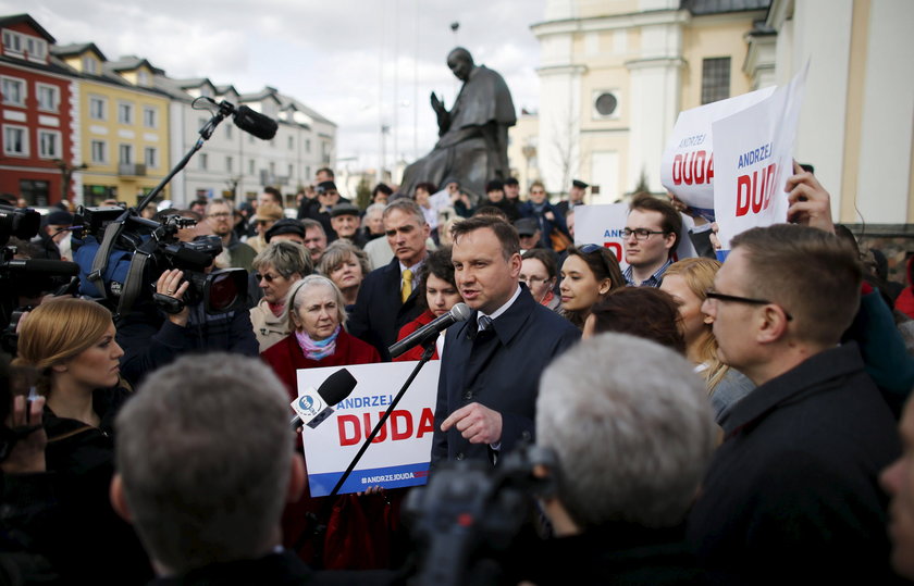 Duda wyjedzie na przeciw Nocnym Wilkom?