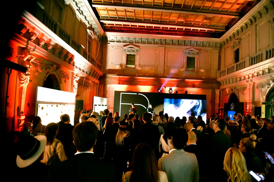 Okupljanja sa više od 100 ljudi su zabranjena