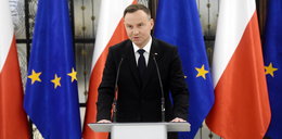Prezydent zadał PiS poważny cios! Andrzej Duda zawetował ustawę degradacyjną