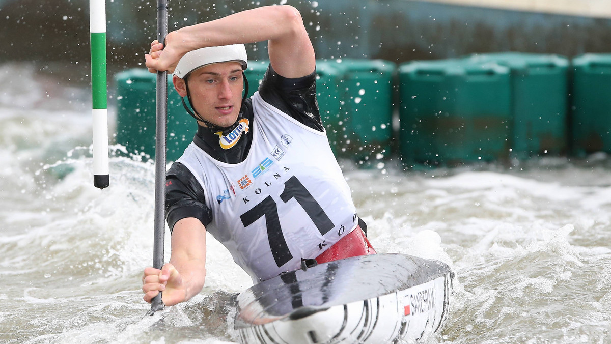 Maciej Okręglak, który będzie reprezentował Polskę na igrzyskach olimpijskich w Rio de Janeiro, zajął czwarte miejsce w konkurencji K-1 na mistrzostwach świata juniorów i młodzieżowców w kajakarstwie górskim, które odbywają się w Krakowie. Brązowy medal w tej samej konkurencji w gronie juniorów wywalczył Wiktor Sandera.