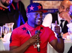 Mayweather kupił w Paryżu torby za... 400 tys. dol.