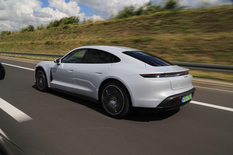 Porsche Taycan RWD 2021 I generacja 