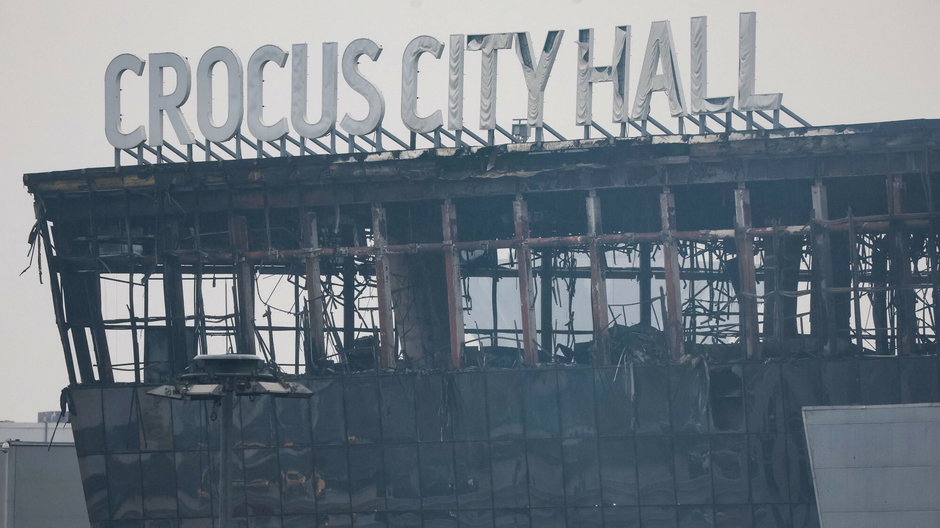 Hala koncertowa Crocus w Krasnogorsku po ugaszeniu pożaru