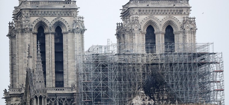 Dzień po tragedii. Tak wygląda Notre Dame po pożarze