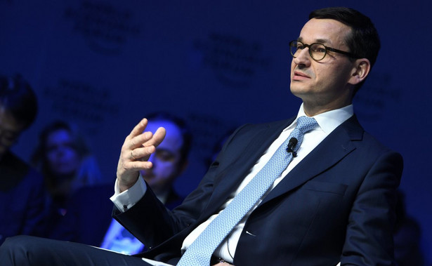 Morawiecki dla CNN: Ogromna liczba ludzi przybywa z Donbasu do Polski. Są bezdomni, traktujemy ich jakby byli uchodźcami