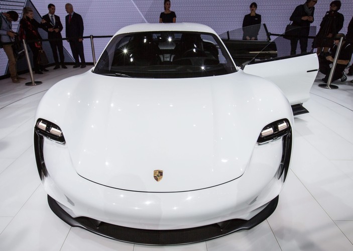 Porsche Mission E