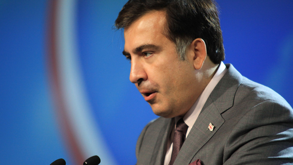 Były prezydent Gruzji Micheil Saakaszwili wyraził dzisiaj ocenę, że po zmianie władzy na Ukrainie prezydent Rosji, Władimir Putin, stawia na kłótnie między politykami w Kijowie i nastroje separatystyczne na Krymie. Ostrzegł, że czas działa na niekorzyść Ukrainy.