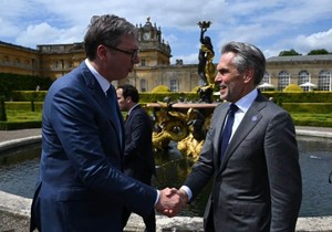 Aleksandar Vućič sa  Dikom Šofom